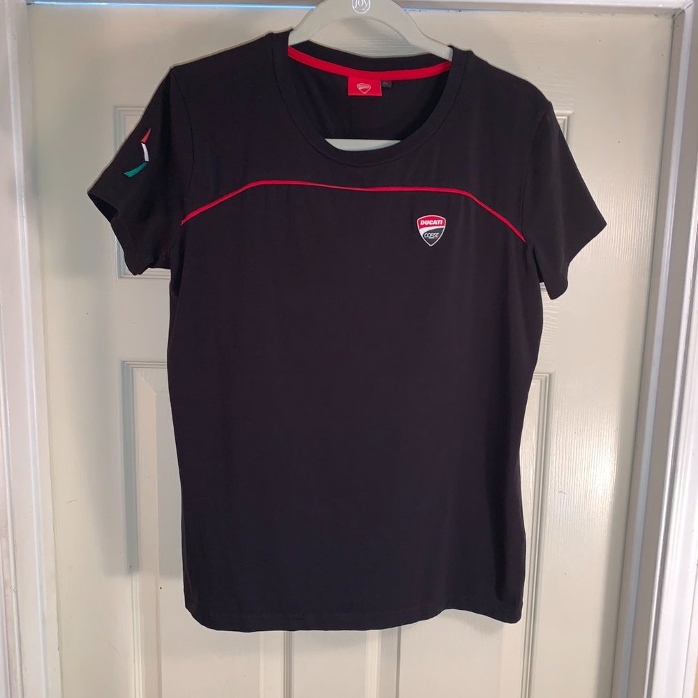 XL DucatiCorse Short Sleeve Shirt - Slight Stretch - runs small to me